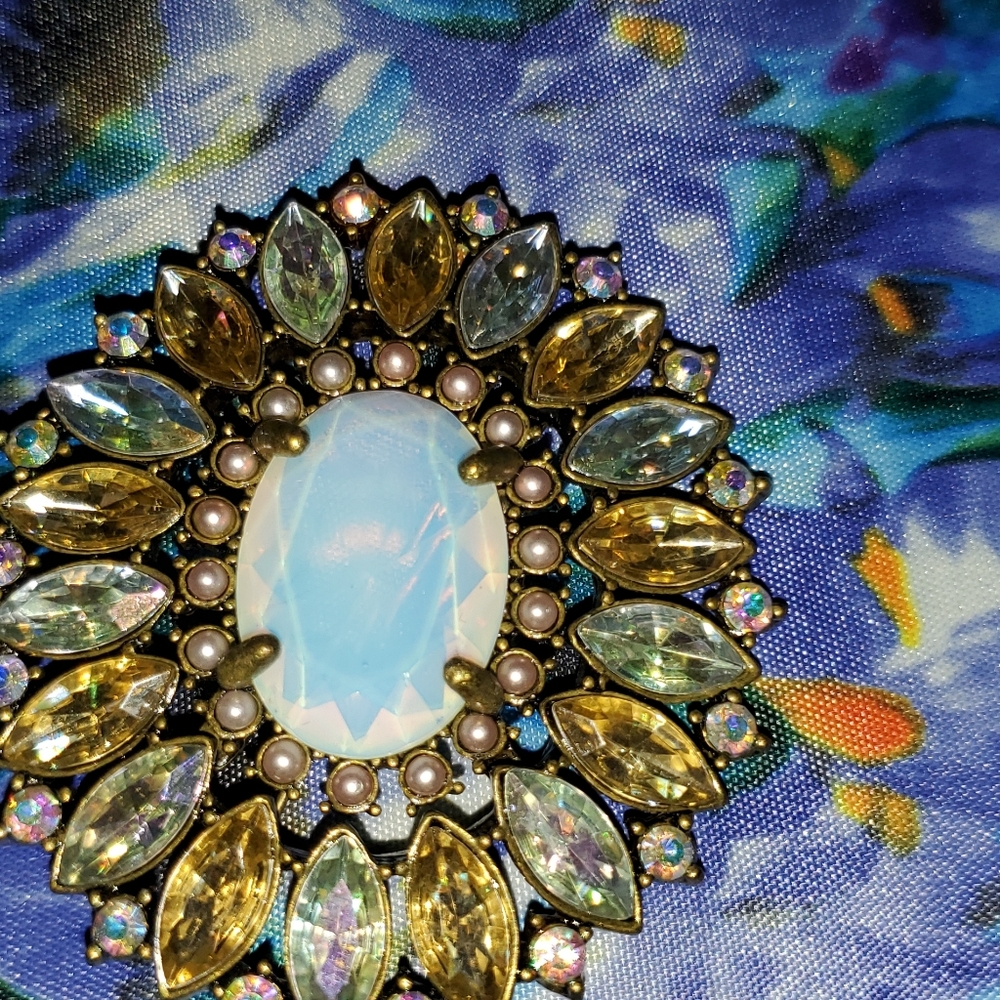 Vintage pin